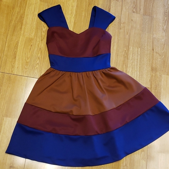 Modcloth Dresses & Skirts - Modcloth Fervour color block dress size XS